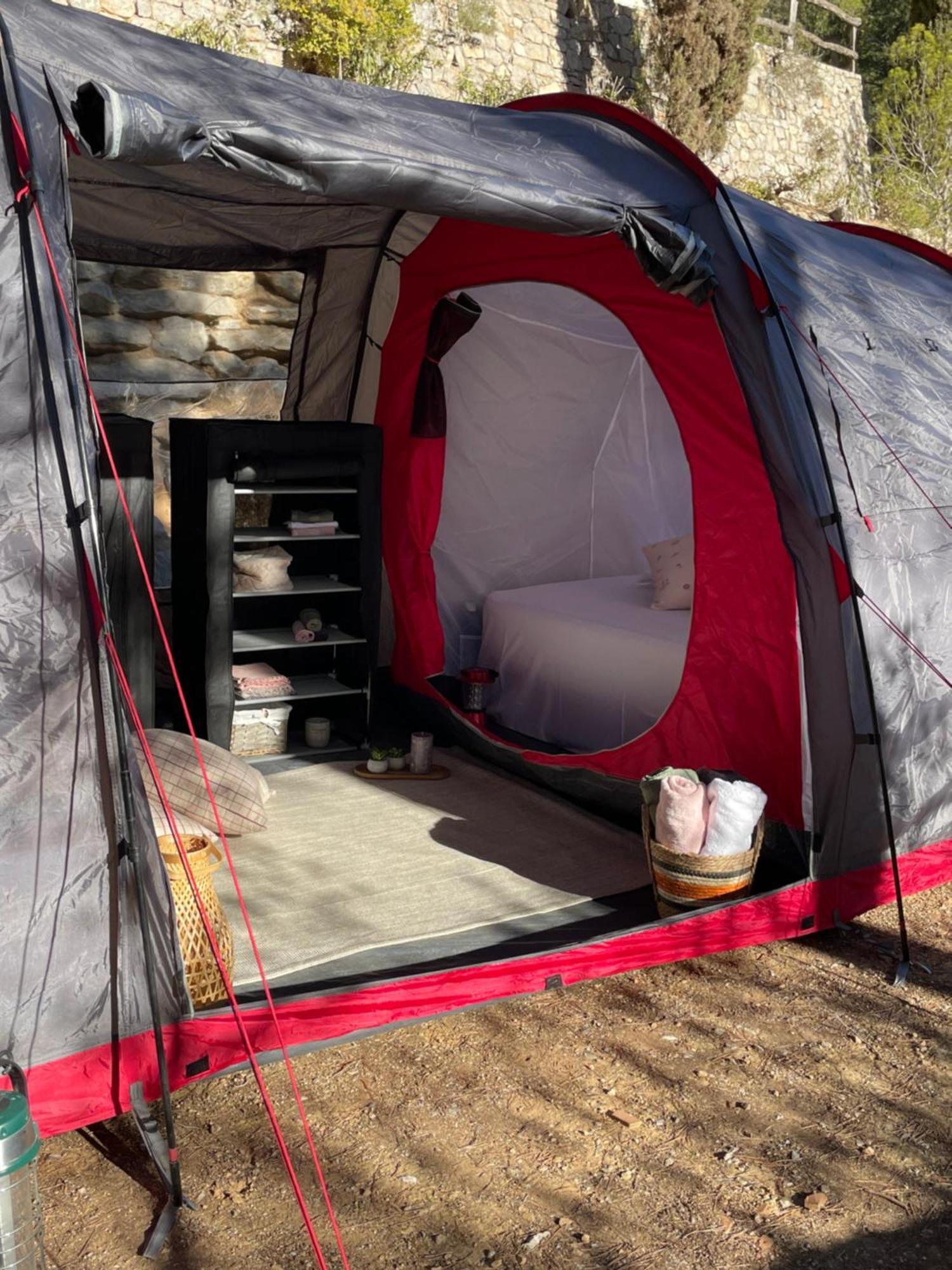 Camping Castell Montgri **** 埃斯塔蒂特 外观 照片