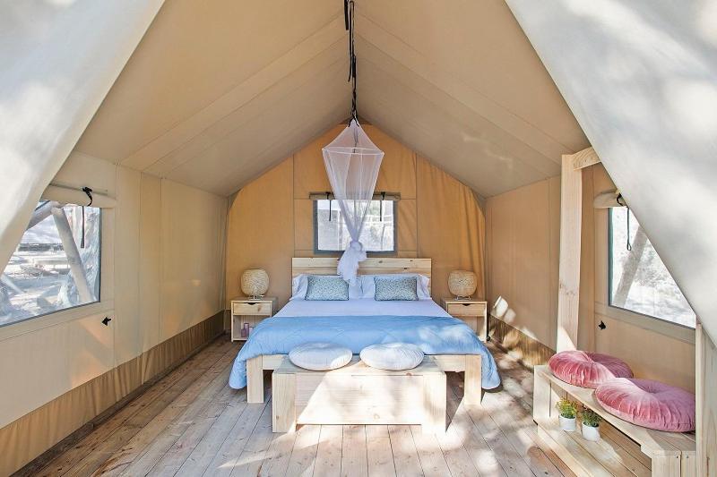 Camping Castell Montgri **** 埃斯塔蒂特 外观 照片