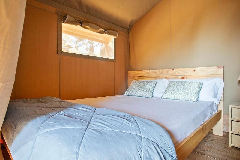 Camping Castell Montgri **** 埃斯塔蒂特 外观 照片