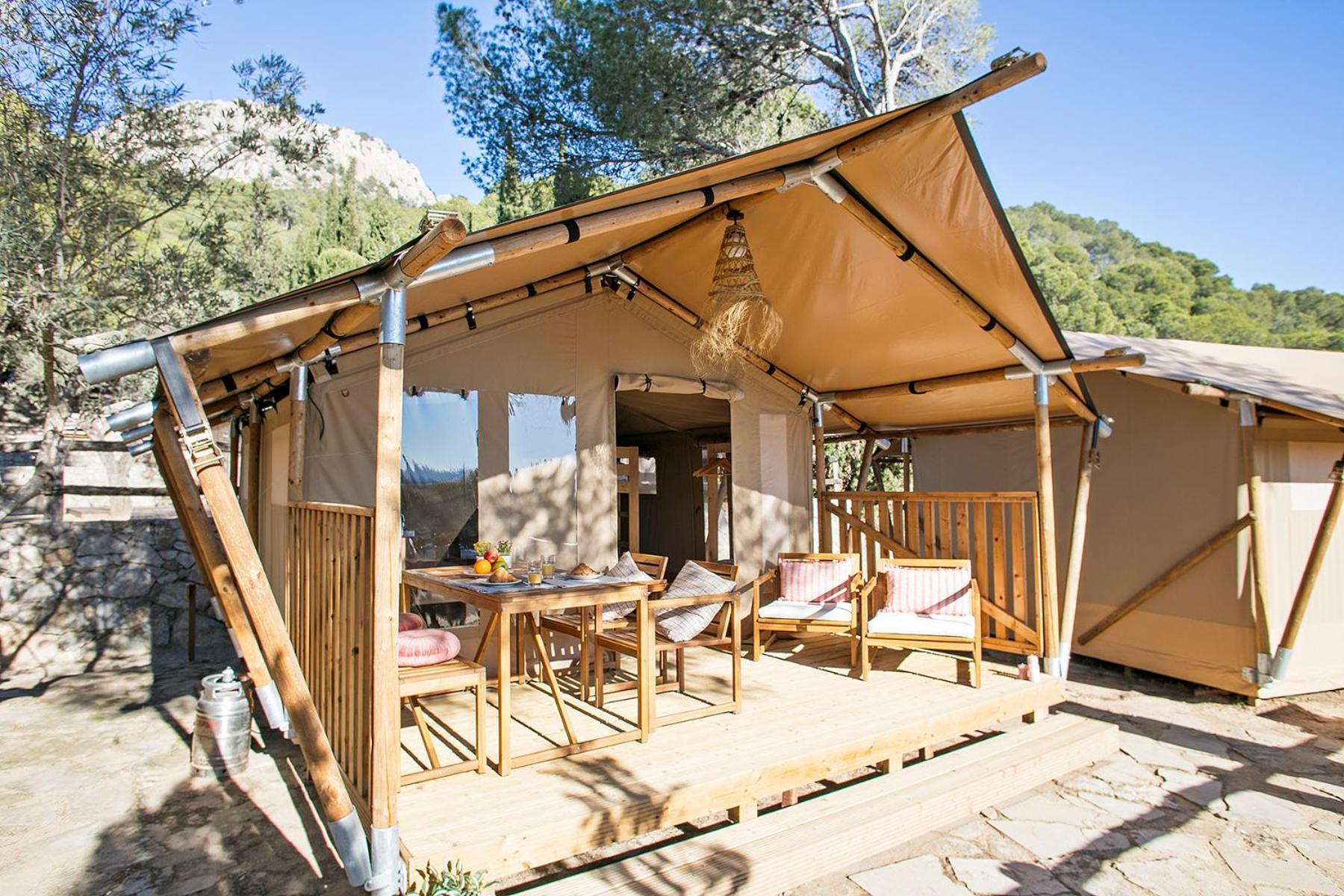 Camping Castell Montgri **** 埃斯塔蒂特 外观 照片